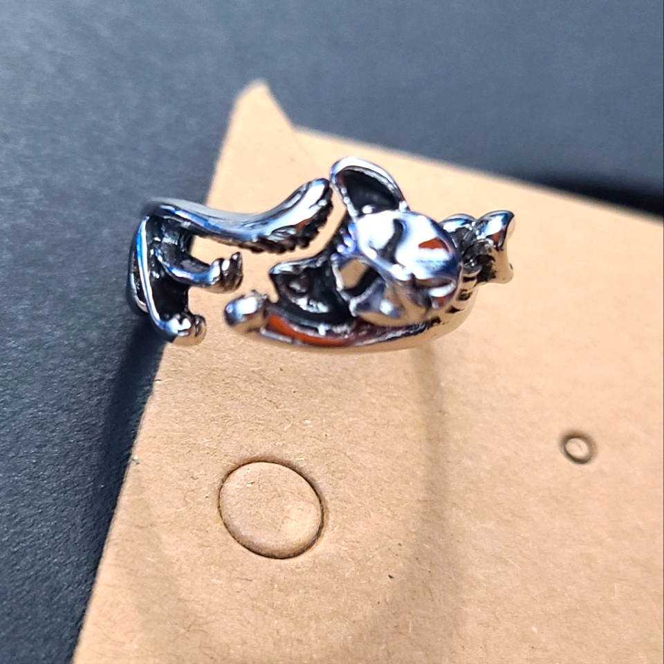 New Cat Ring